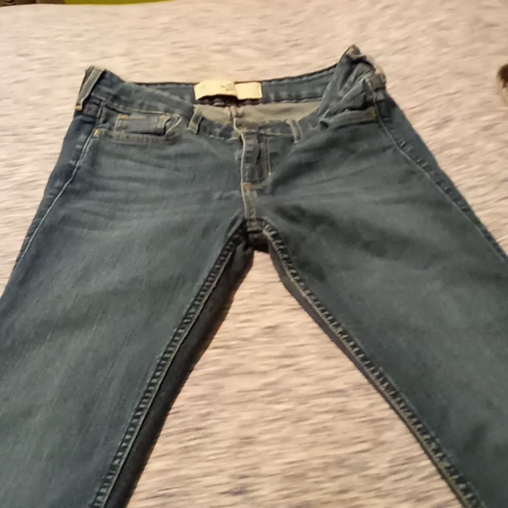 Hollister size 27 boot cut jeans 👖